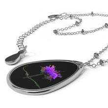 Load image into Gallery viewer, Oval Necklace Bergamot Black
