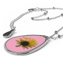 Load image into Gallery viewer, Oval Necklace Sunflower Pink
