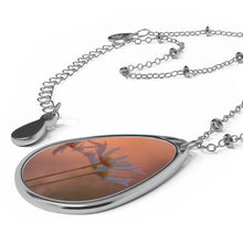 Load image into Gallery viewer, Oval Necklace Daisy Sunset
