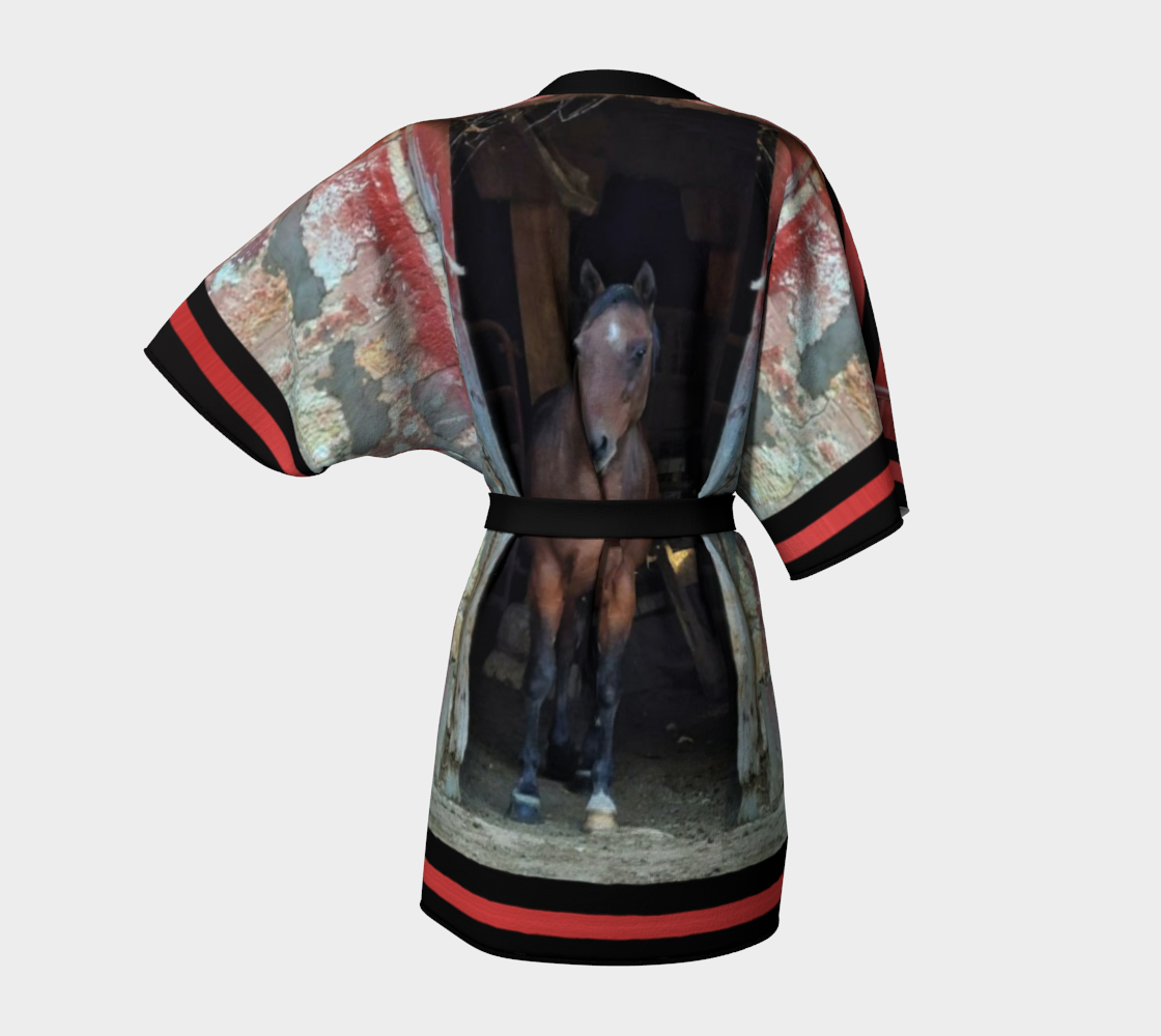 Horse in Red Barn by JVH Kimono